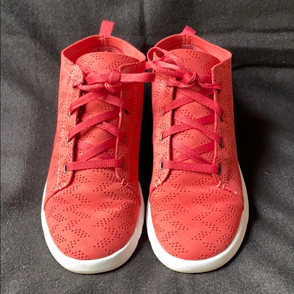 BearPaw Gracie high top sneaker
